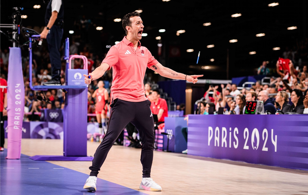 Türkiye's national women's volleyball team coach Daniele Santarelli at the Paris 2024 Olympics, France, August 8, 2024. (Photo by Volleyball World)